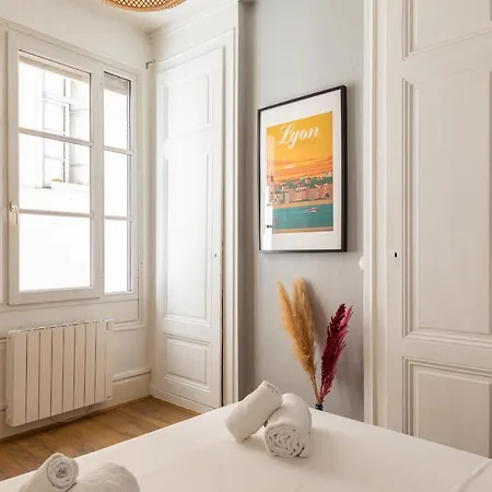 Dify Remparts - Bellecour Apartment Lyon